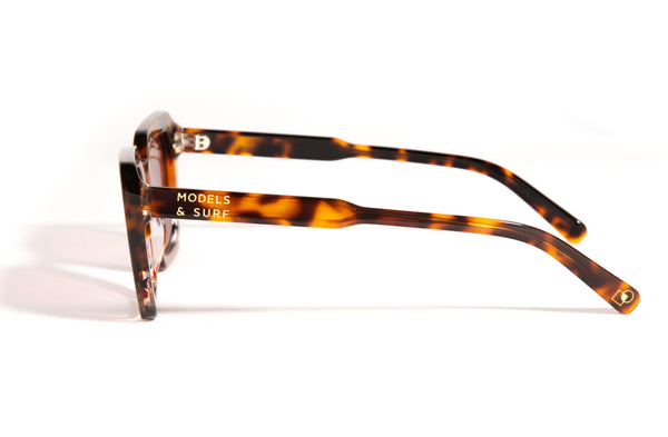 Load image into Gallery viewer, Sunglasses - Andree - Polarised - Models and Surf
 Load image into Gallery viewer, Sunglasses - Andree - Polarised - Models and Surf