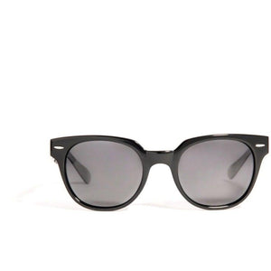 Sunglasses - Buzzy - Polarised - Models and Surf