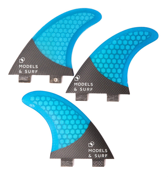 Load image into Gallery viewer, Surfboard Fins - Bonifacio - Thruster / Carbon Fibre - Models and Surf
